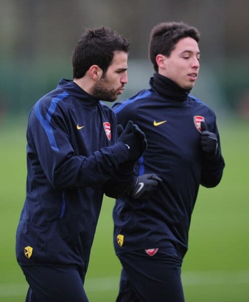 El Arsenal fue la casa de varios jugadores que hoy militan en el Barcelona y en el Manchester City. Cesc Fábregas y Nasri compartieron con los 'Gunners' desde el 2008 hasta el 2011.