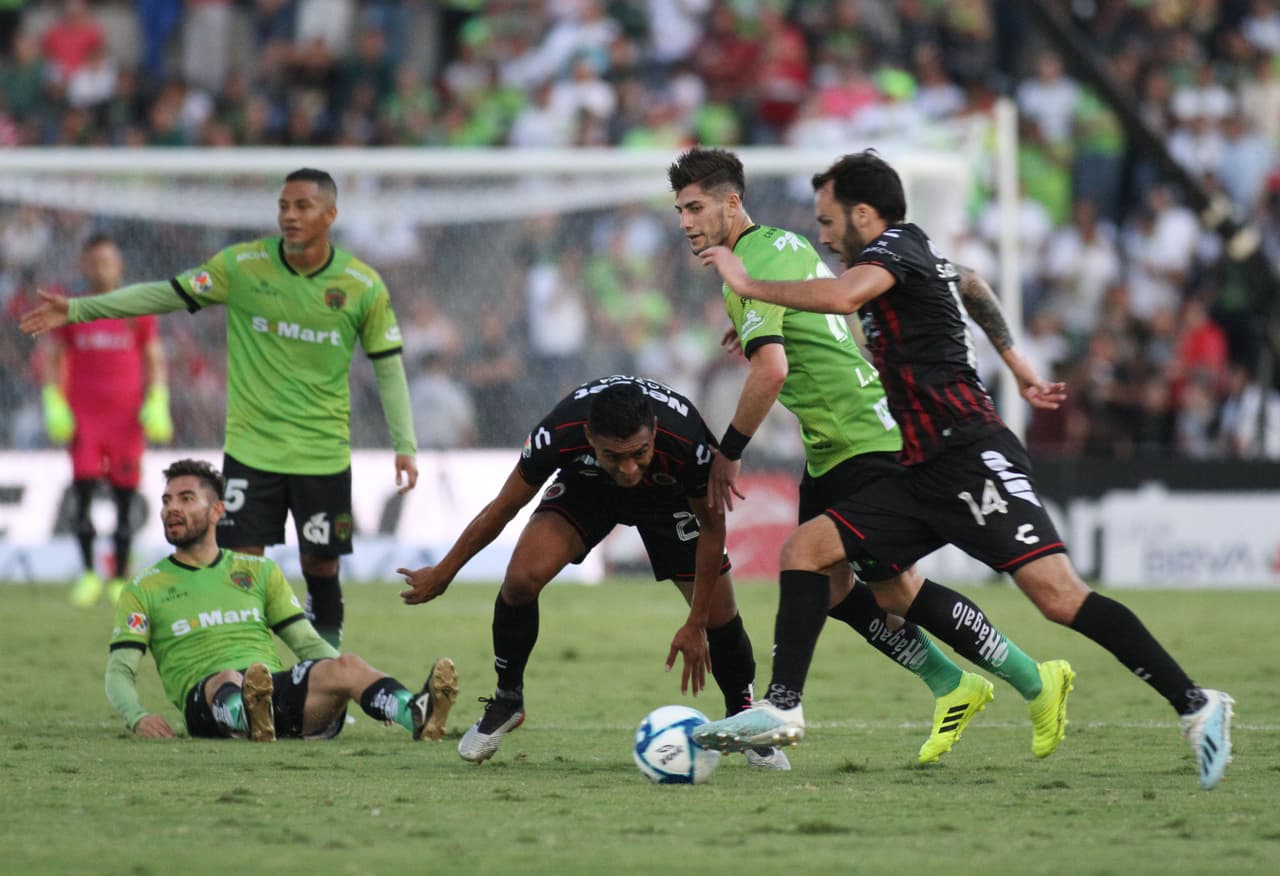 Durante los tres juegos pasados el equipo escualo no pudo ganar.