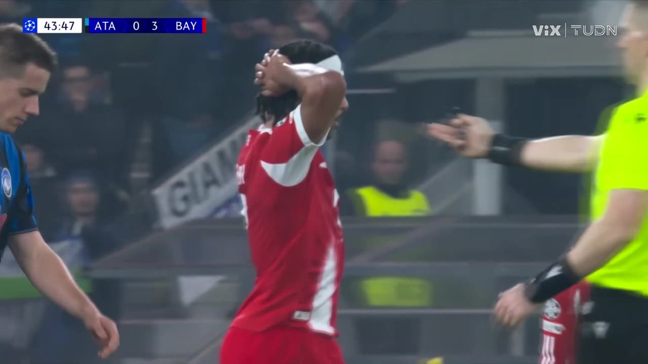 ¡El poste salva al Atalanta! Bayern estuvo a nada del cuarto gol