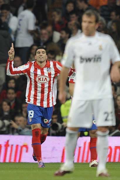 El domingo se jugó el 'derby' madrileño entre Real Madrid y Atlético, que comenzó ganando con gol de José Antonio Reyes.
