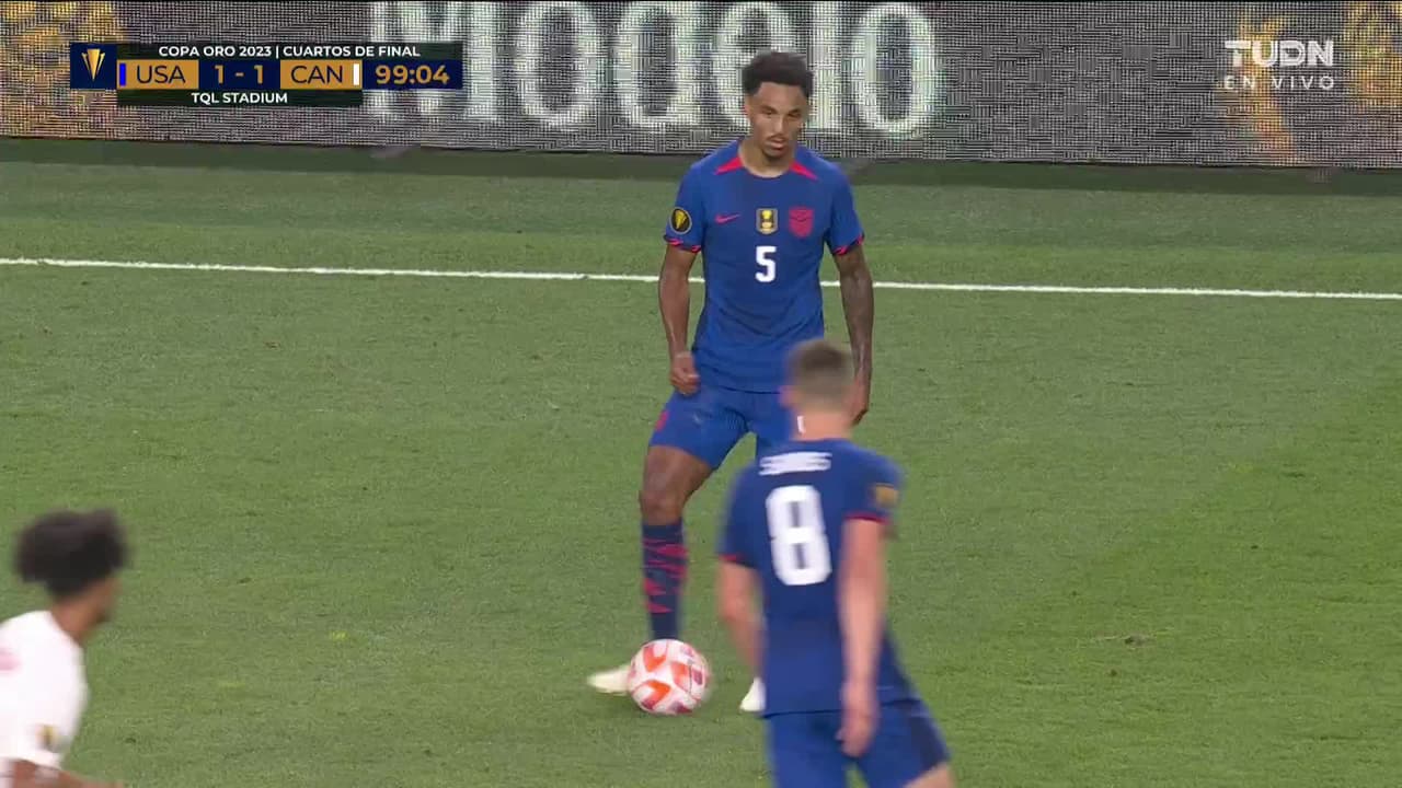 ¡TIRO ATAJADO! disparo por Matt Miazga.