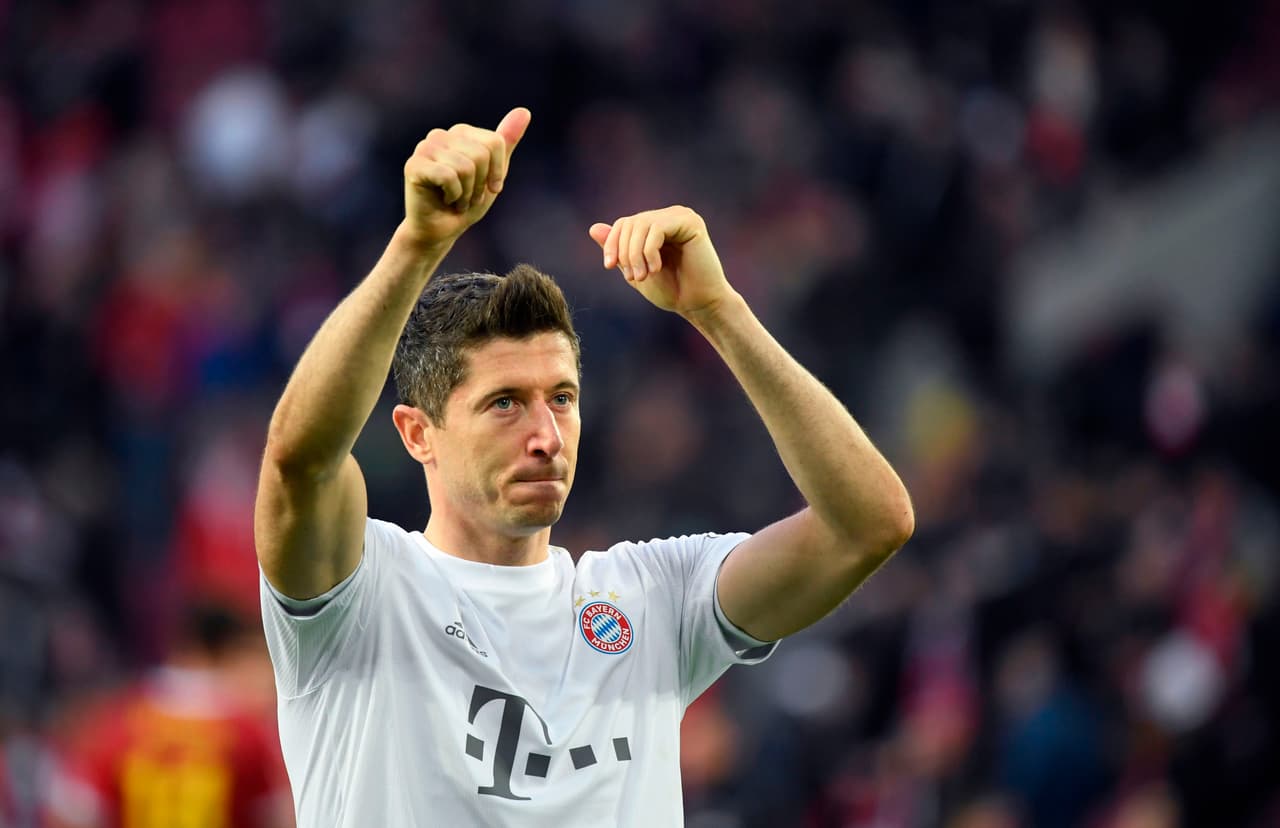 1 Lewandowski – Bayern Munich | El polaco marcó 25 goles en 23 encuentros, promediando 1.09 goles por partido en la Bundesliga.