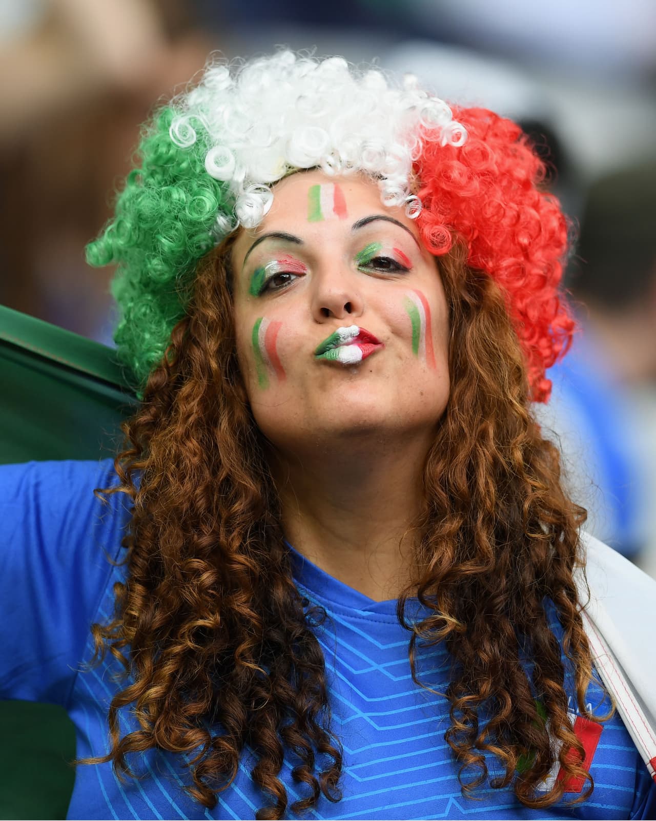 De todo el continente llegaron a Francia las más bellas fans para apoyar a su equipo en la Eurocopa. Mira las bellezas en la última fase de octavos de final.
