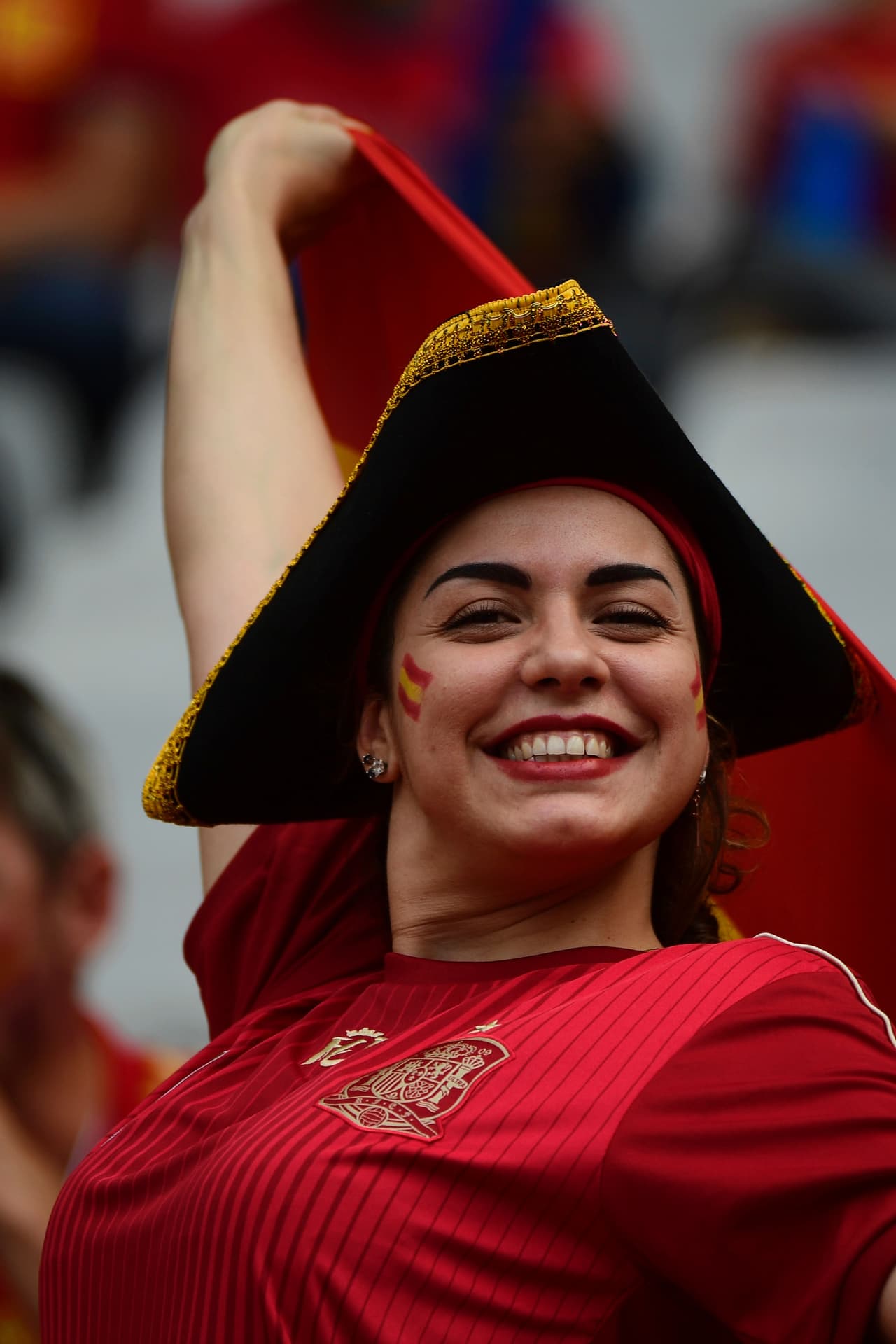 De todo el continente llegaron a Francia las más bellas fans para apoyar a su equipo en la Eurocopa. Mira las bellezas en la última fase de octavos de final.