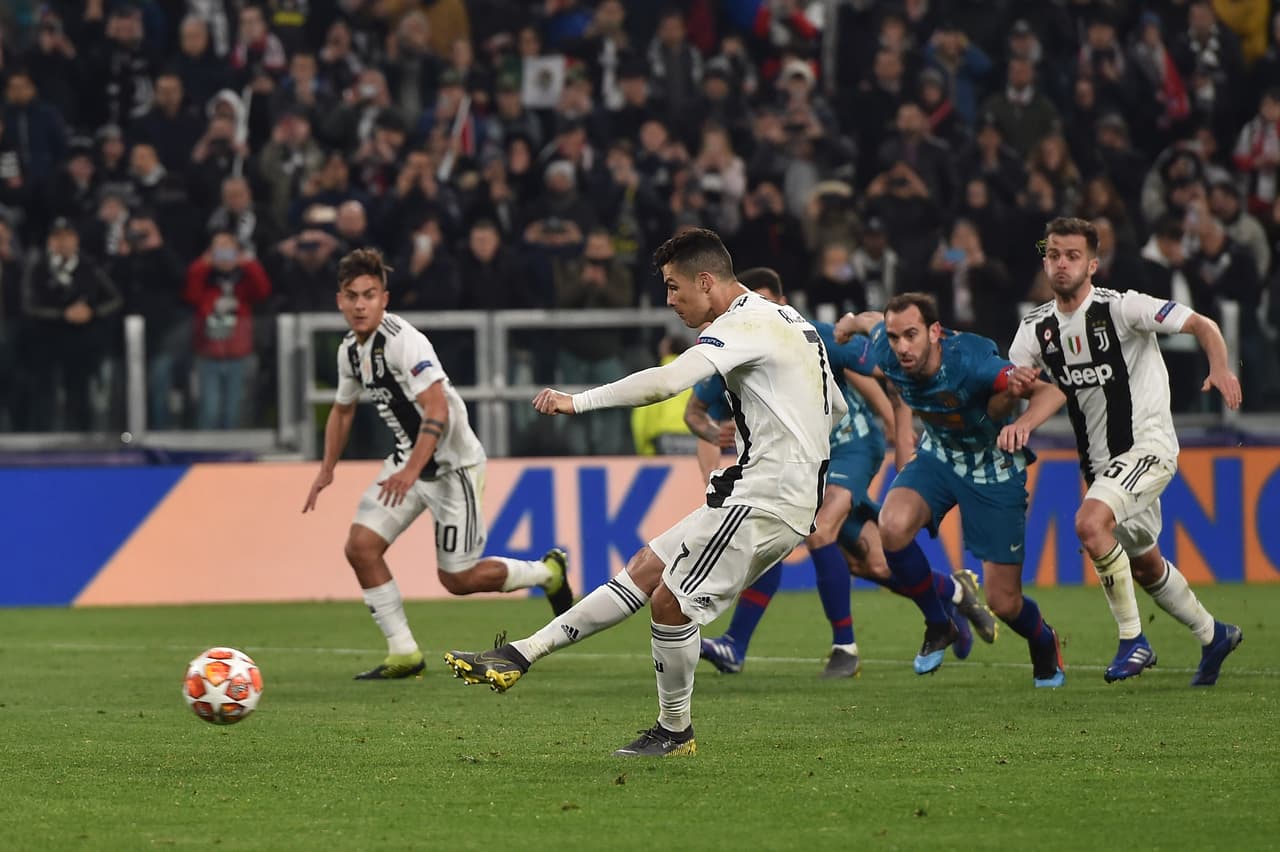 El 12 de marzo de 2019, el partido por Champions League ante el Atlético de Madrid fue un momento clave para el delantero luso, pues no hiló una racha de un año calendario sin fallar un solo penal, en cualquier competición, tanto con la Juventus, como con la Selección de Portugal.