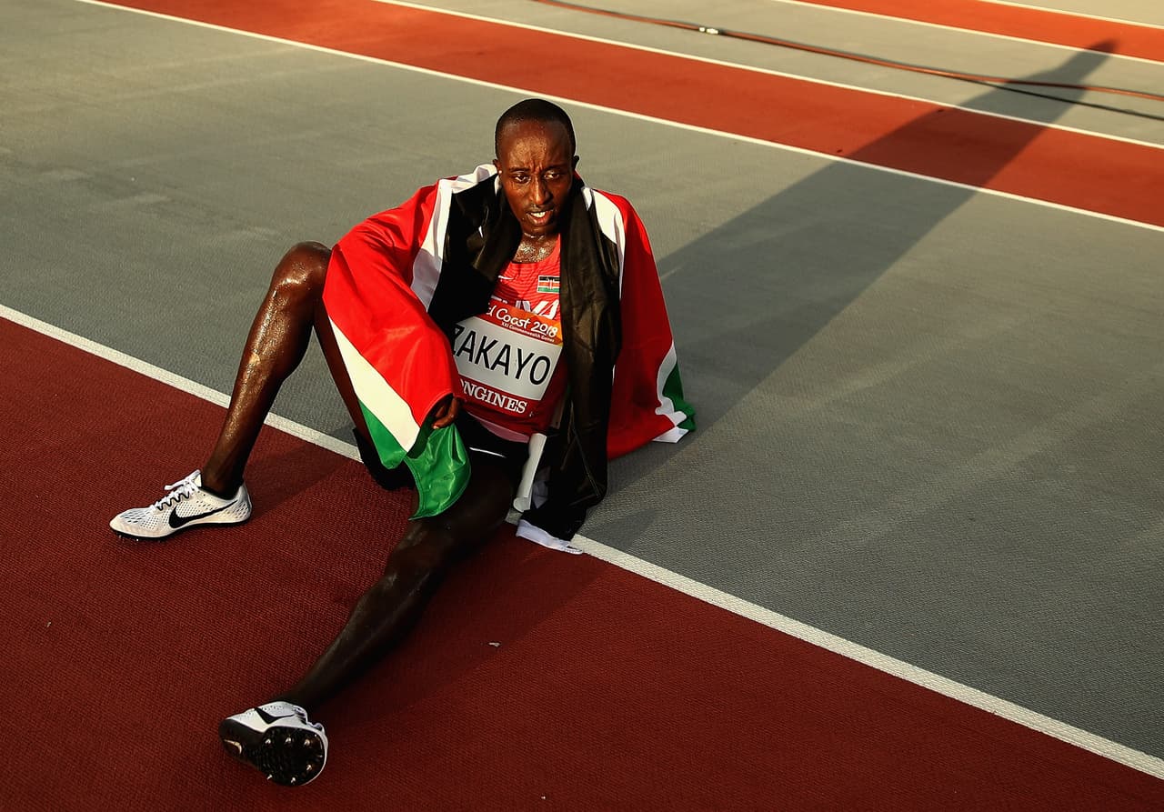 El keniano Edward Zakayo Pingua, ganador del Mundial Sub-20 de Atletismo en 2018 en 5000 metros y recientemente en la Liga de Diamante en Rabat, genera polémica porque su aspecto no refleja la edad de su registro: 17 años. El joven se ve mayor.