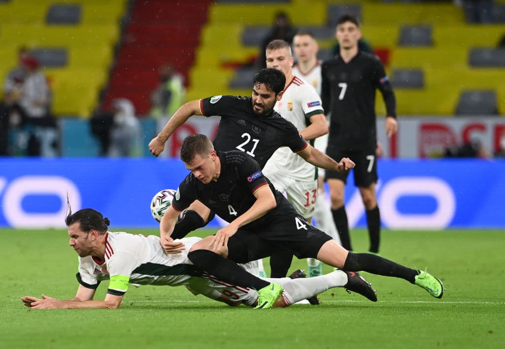 Alemania lo logra y consigue un agónico empate ante Hungría 2-2 para colarse a Octavos en la Euro 2020. Adam Szalai y András Schafer descontaron para los húngaros, pero Havertz y Goretzka se encargaron de igualar el encuentro y así conseguir su clasificación a la siguiente ronda.