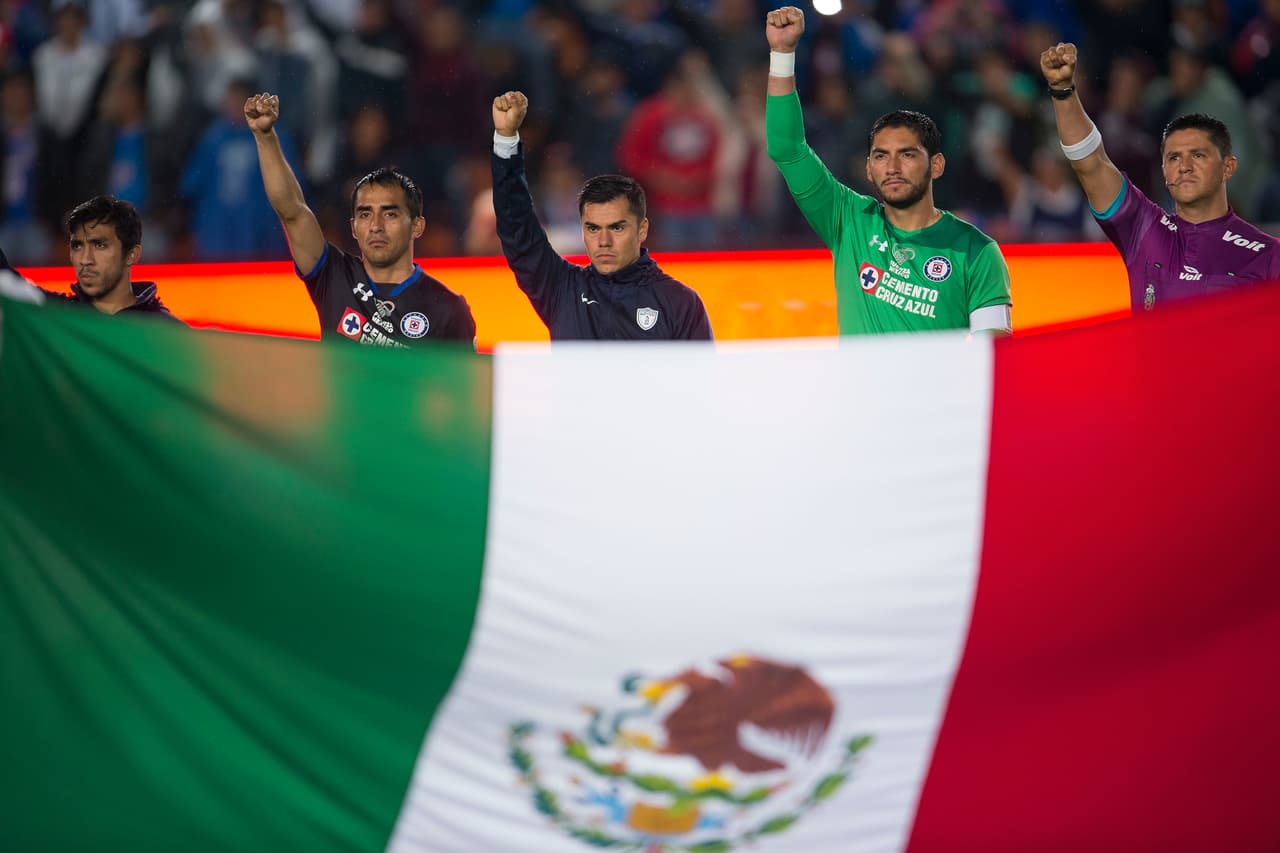 Muestras de apoyo en la Liga MX: Pachuca 4-0 Cruz Azul