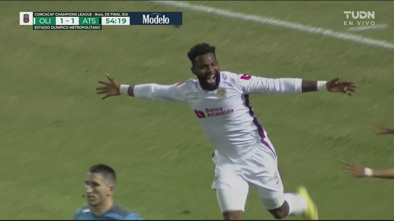 ¡Una sotana! Benguché vence a Vargas y pone el 2-1 para Olimpia