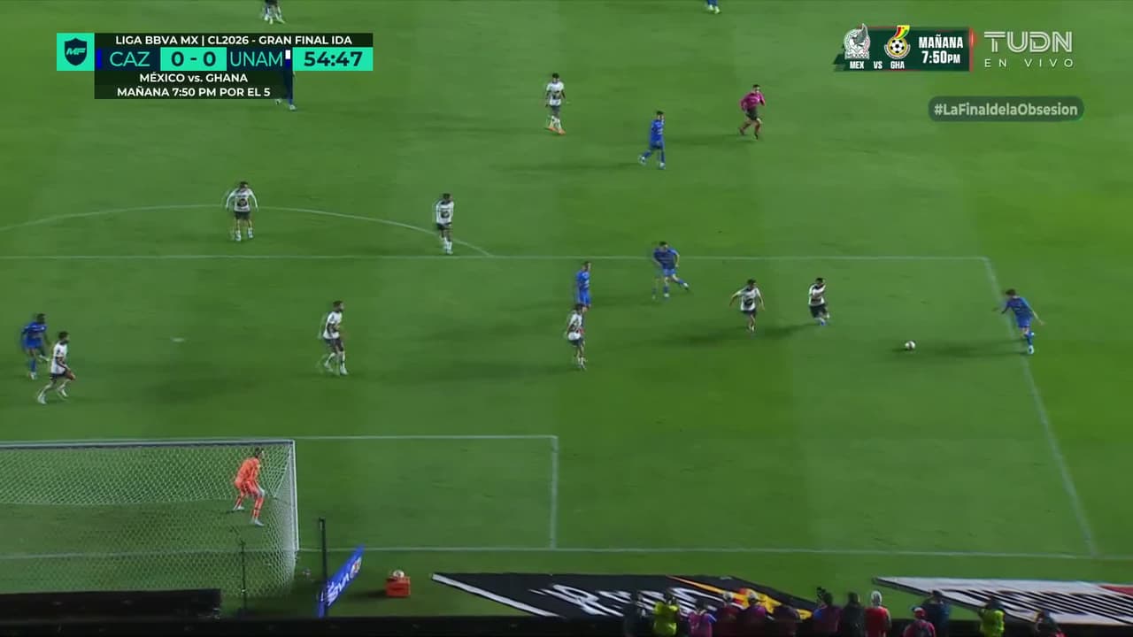 ¿Cuántas más Keylor? Otra vez el arquero de Pumas ataja y salva su portería