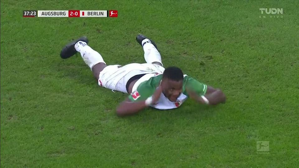 Tiro desviado de Sergio Córdova