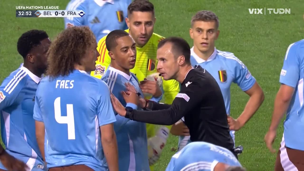 ¡Francia sí aprovecha! Penal y gol de Muani para el 0-1