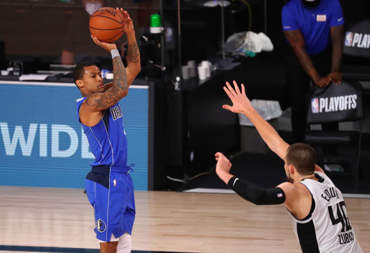 Los Clippers barren 111-154 a los Dallas Mavericks y toman ventaja 3-2 en los Playoffs.