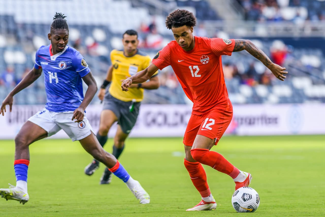 El doblete de Cyle Larin y los goles de Stephen Eustáquio y Junior Holiett le dan la victoria a Canadá 1-4 sobre la selección de Haití en la jornada dos de la Copa Oro.