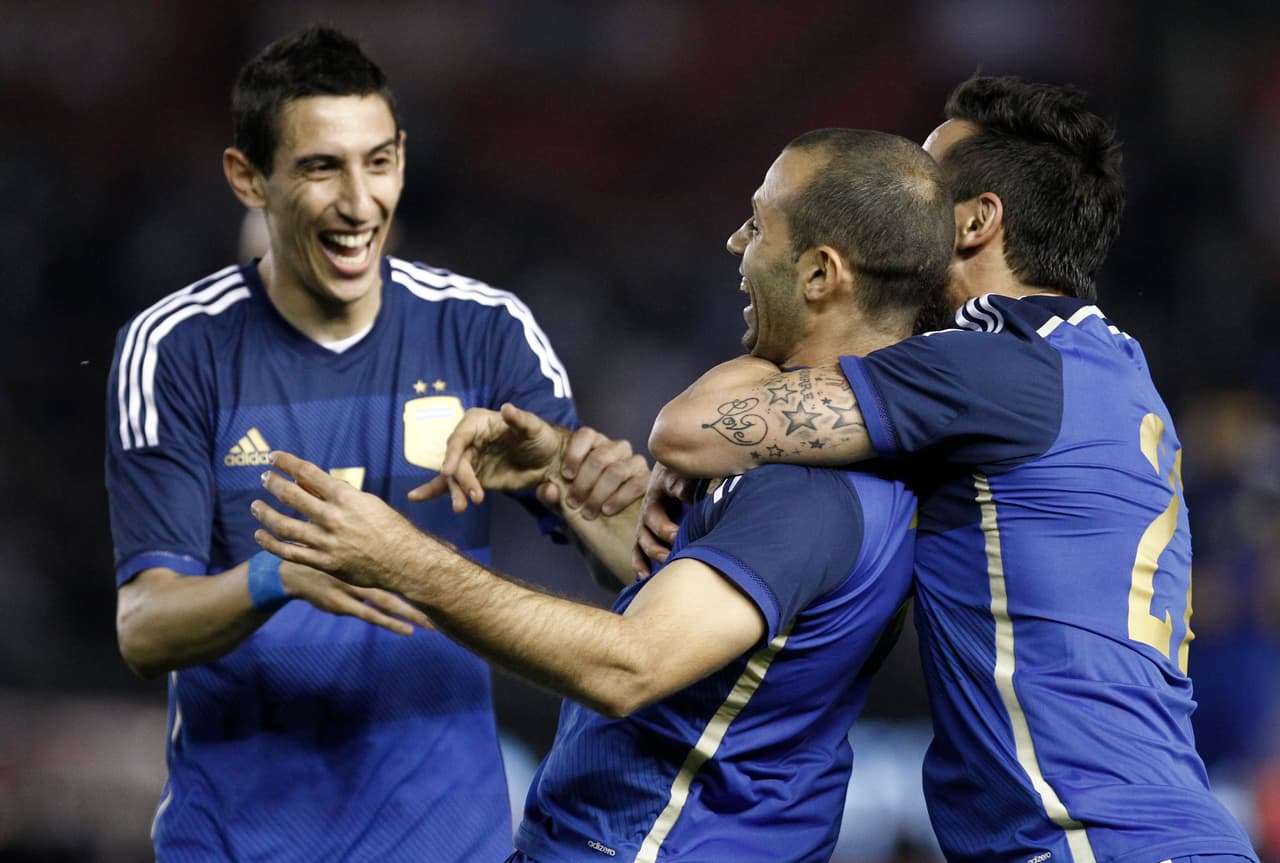 Javier Mascherano se suma a los ‘bendecidos’ por Di María, el ‘Jefecito’ comandaba la defensa y media cancha de Argentina, mientras que Di María y Messi lo hacían en el frente.