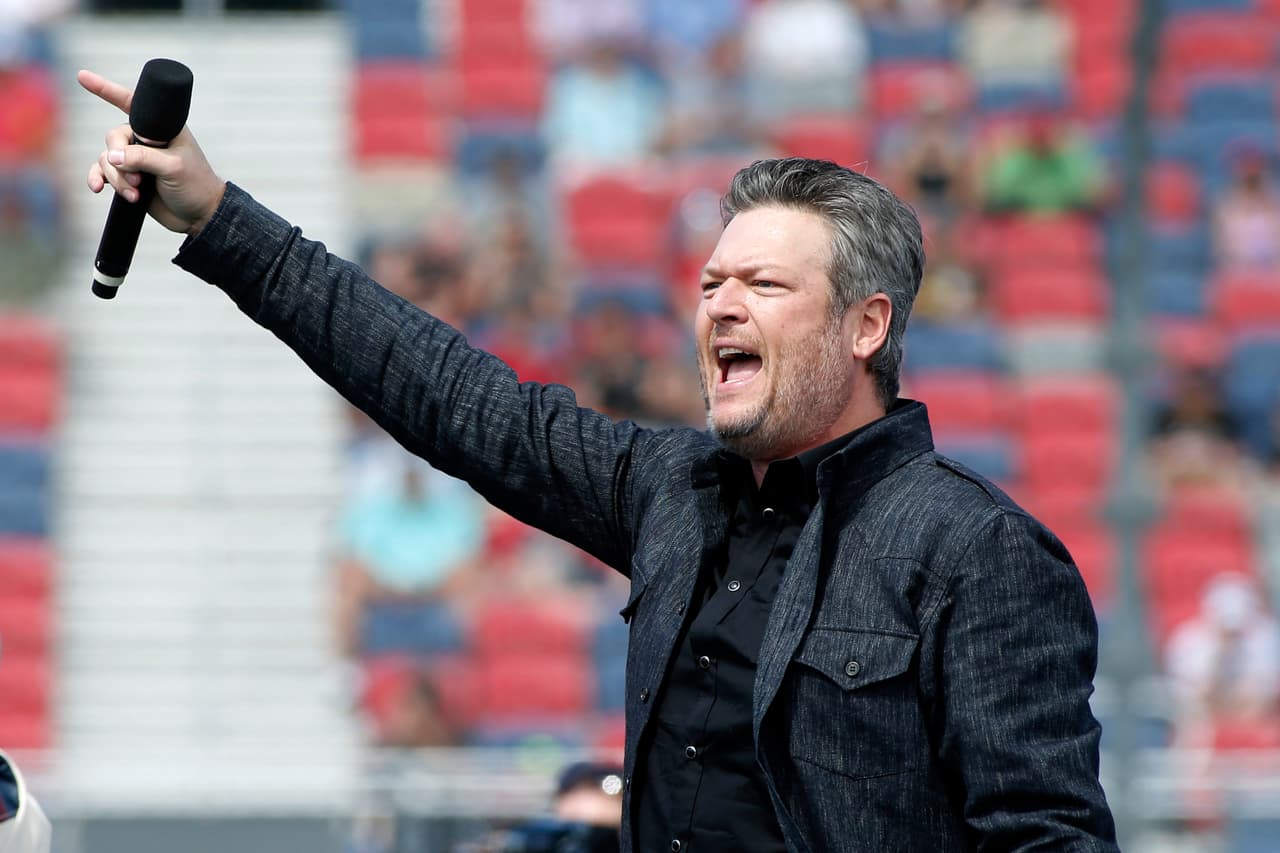Blake Shelton ganó con ‘Fully Loaded: God’s Country’, como álbum favorito country.