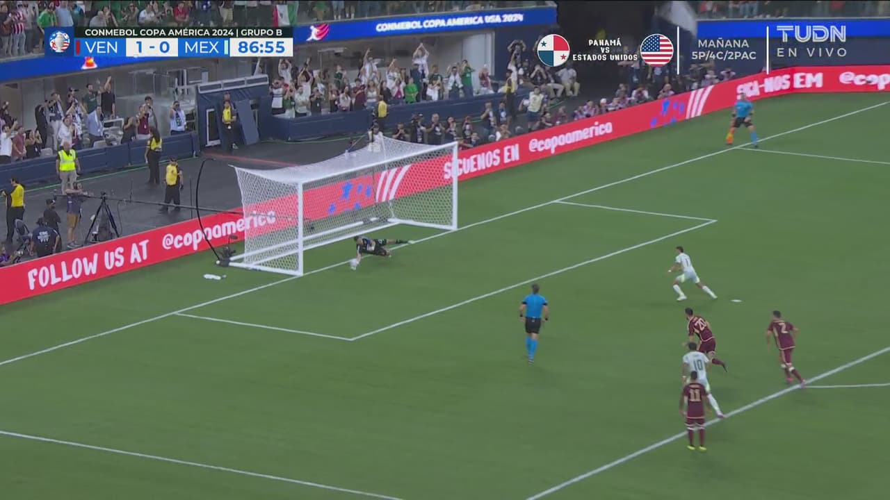 ¡Lo falló! Orbelín cobró el penalti y Romo se lo atajó