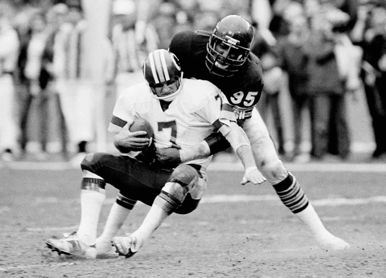 Con ello, Watt acumula 19 juegos con múltiples capturas en su carrera, empatando al miembro del Salón de la Fama RICHARD DENT en el segundo puesto de partidos de estas características para cualquier jugador en sus primeras cinco temporadas en la liga.