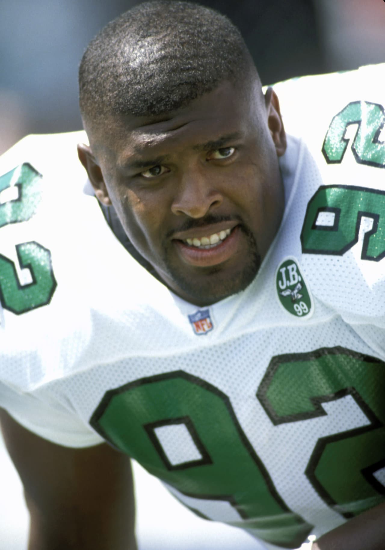 Solo el miembro del Salón de la Fama REGGIE WHITE (24) tiene más juegos de múltiples capturas de quarterback en sus primeras cinco temporada desde que esta estadística se convirtió en oficial en 1982.