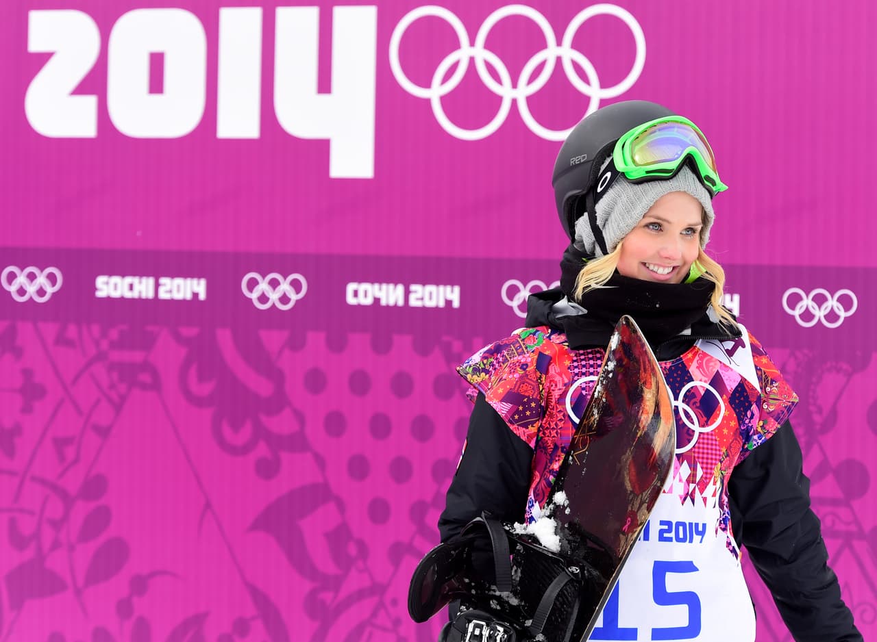 La hermosa Silje Norendal ha sido deportista Olímpiíca en Sochi 2014, ha conseguido 2 títulos en los Winter X Games y uno en su edición europea en la modalidad slopestyle. Con 23 años tiene toda una carrera de éxitos por delante.