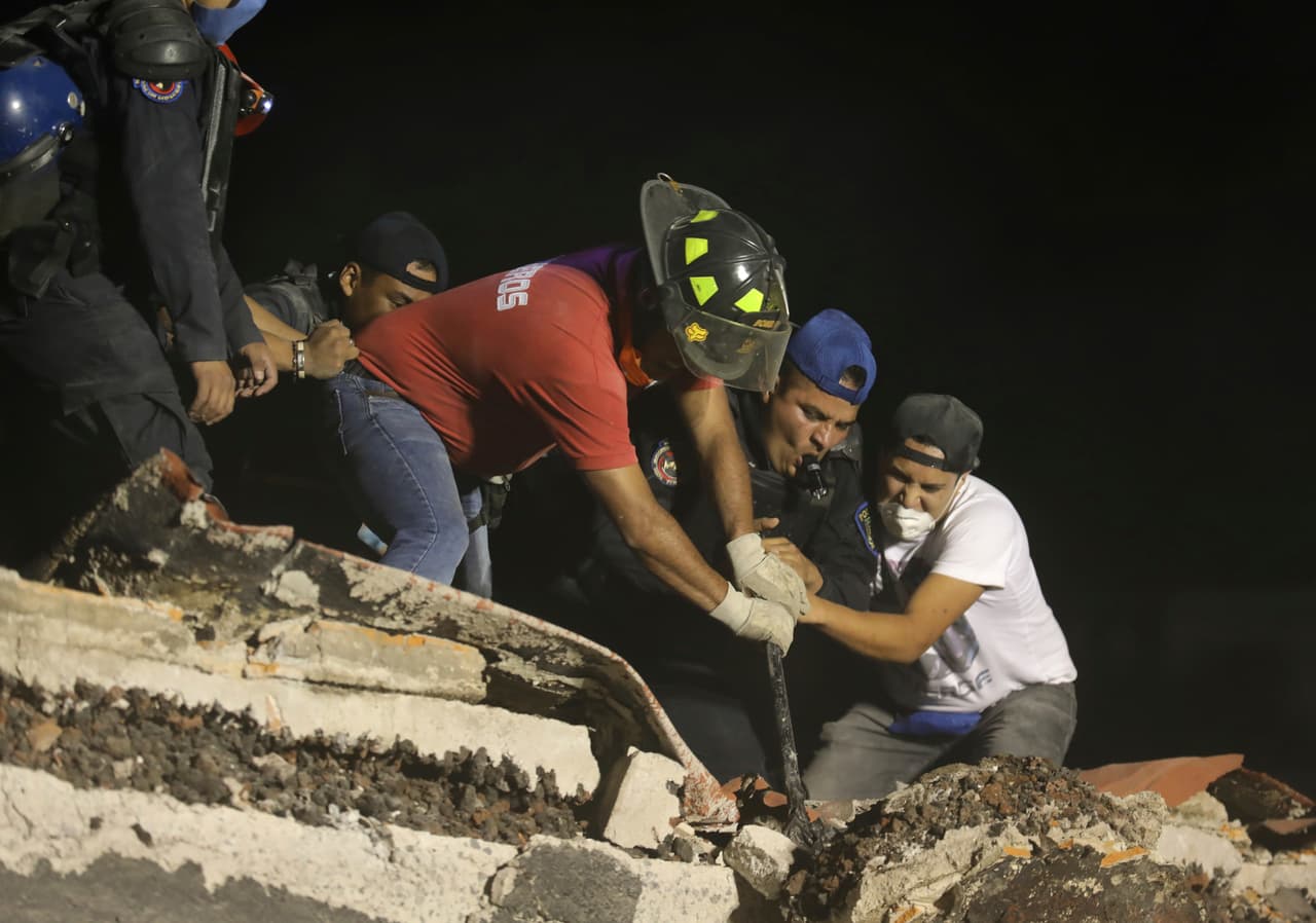 En medio de la tragedia por el terremoto en México, varios ejemplos alrededor del mundo muestran cómo el deporte es una noble fórmula para enviar mensajes de esperanza.