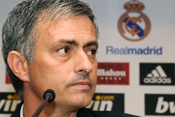 Regresando al fútbol de clubes, la ansiada dupla equipo técnico se concretó. El portugués José Mourinho, tan exitoso como arrogante, dejó al Inter de Milán para dirigir al Real Madrid, necesitado de un resurgir, personalidad y títulos. Todo indica que van en camino a conseguir algo de eso.