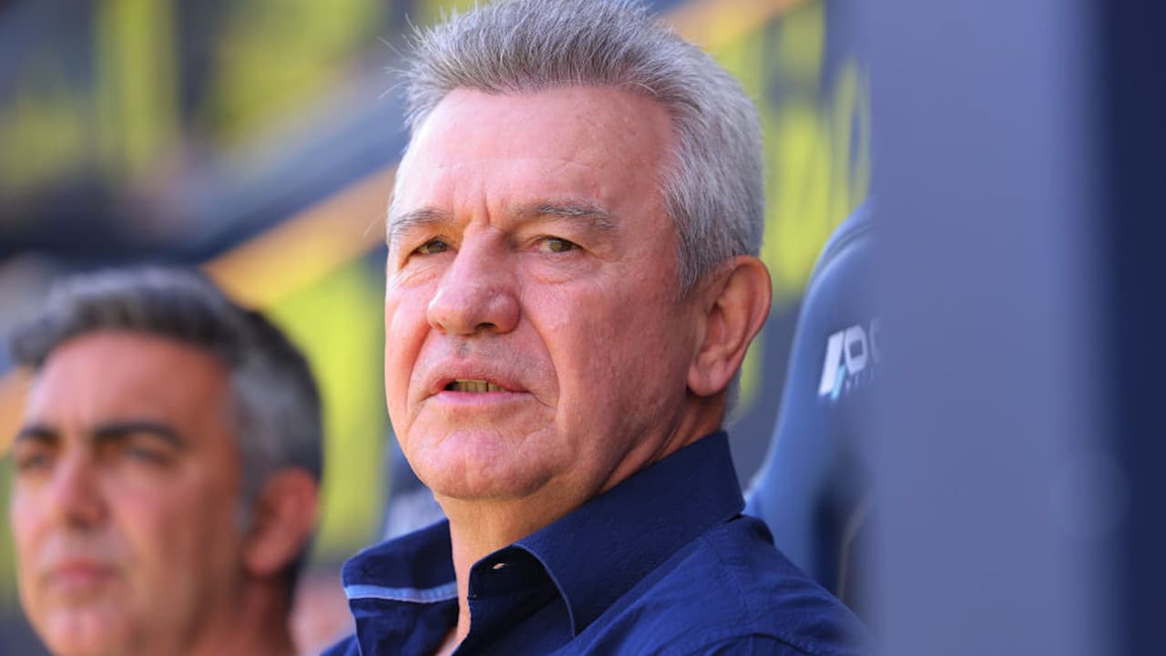  Javier Aguirre no se confía: “Todavía no hay puntos suficientes para pensar en salvarse"