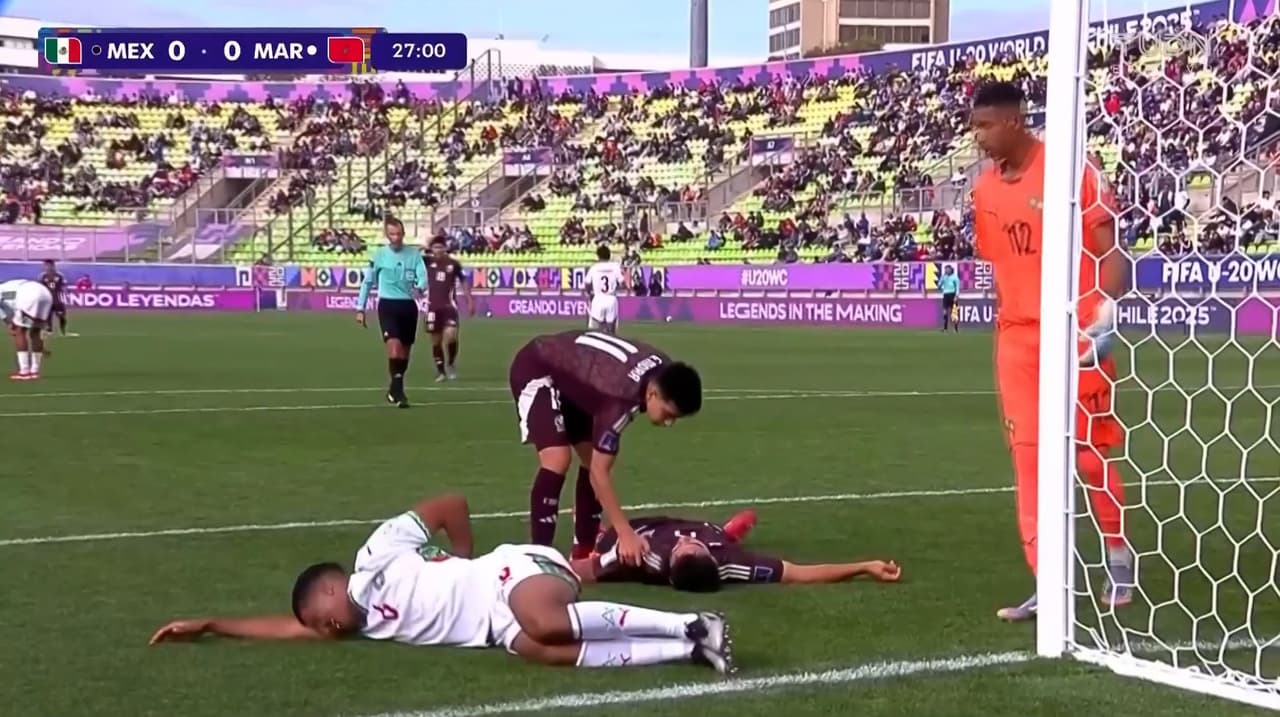 Mateo Levy sale conmocionado del México vs. Marruecos del Mundial Sub-20