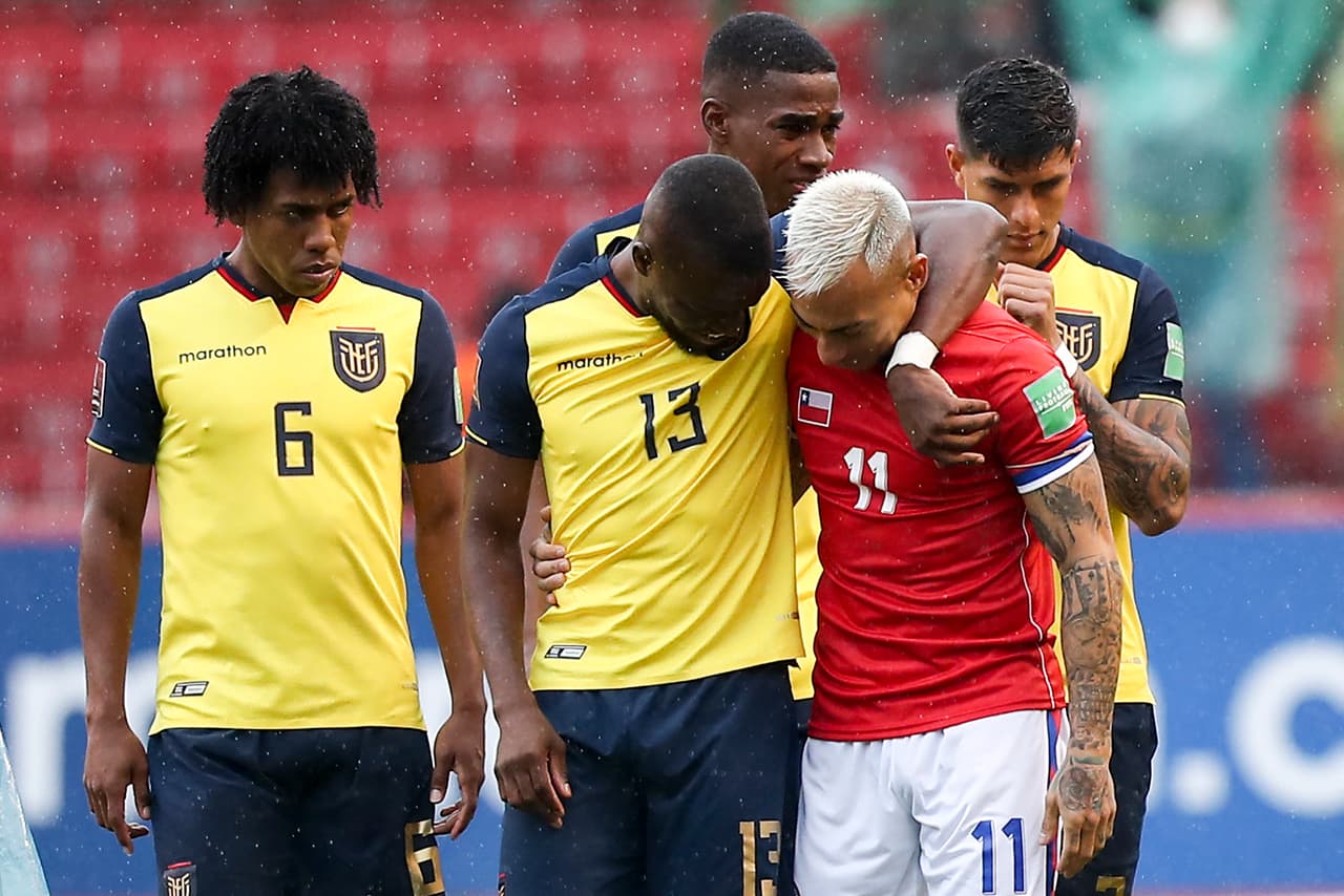 Chile tuvo un hombre más en la parte final del encuentro pero no encontró la llave para abror la portería de Ecuador.