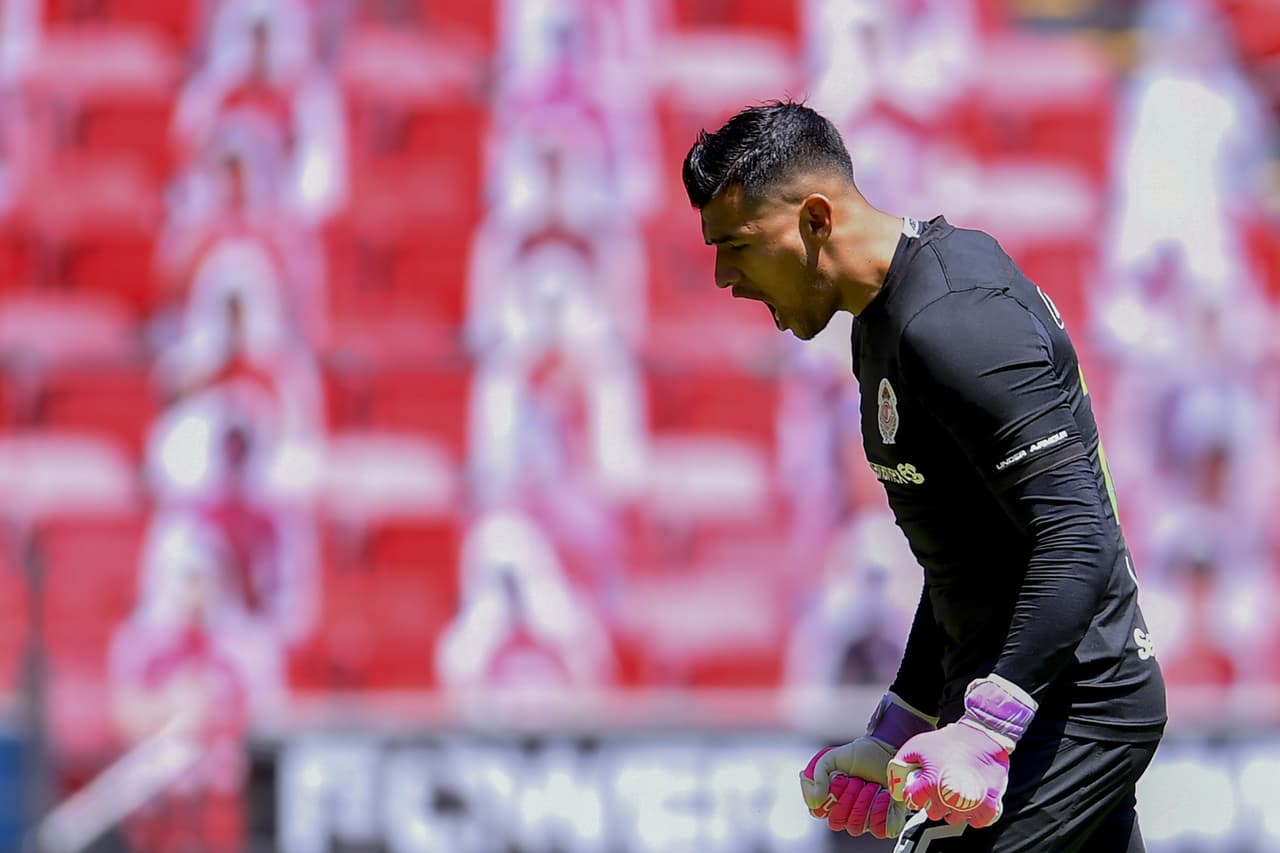 Gimenez estuvo cerca de igualar el marcador, sigue arriba el Toluca