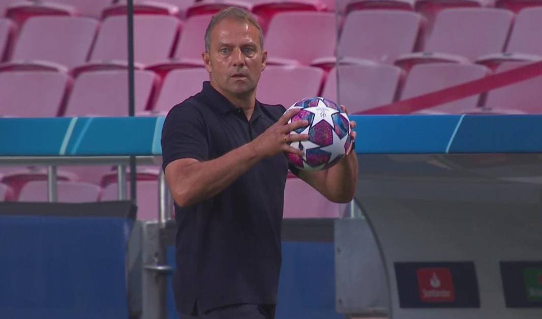 Hans-Dieter Flick reclama falta de aire en los balones