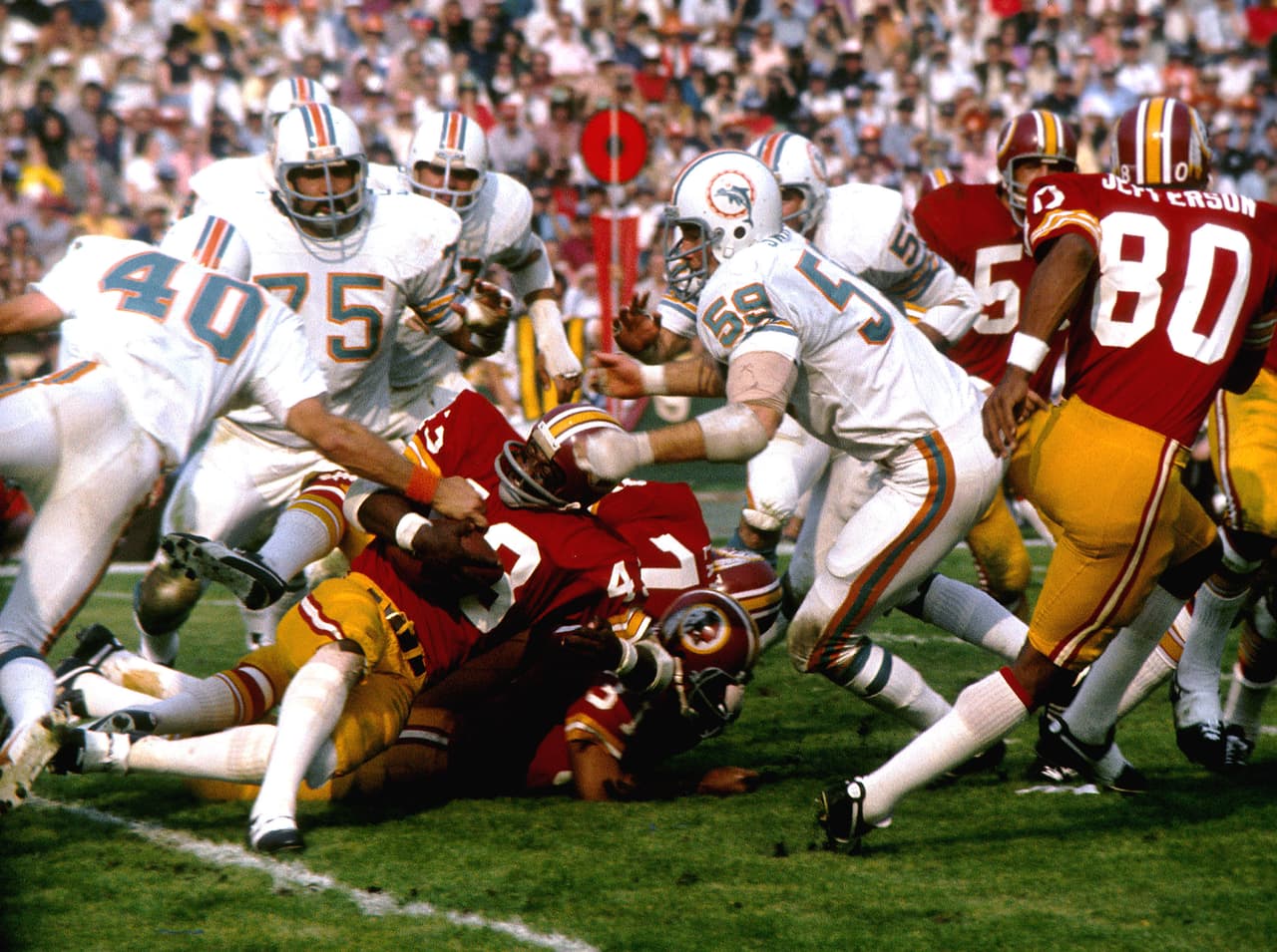 La defensiva "Sin nombre" de Miami en 1972, único campeón invicto de Super Bowl. El profundo Jake Scott fue MVP del Super Bowl VII.