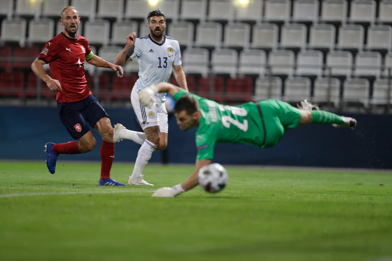 Republica Checa cae con Escocia, y dejan ir el liderato del Grupo 2 de la Liga B