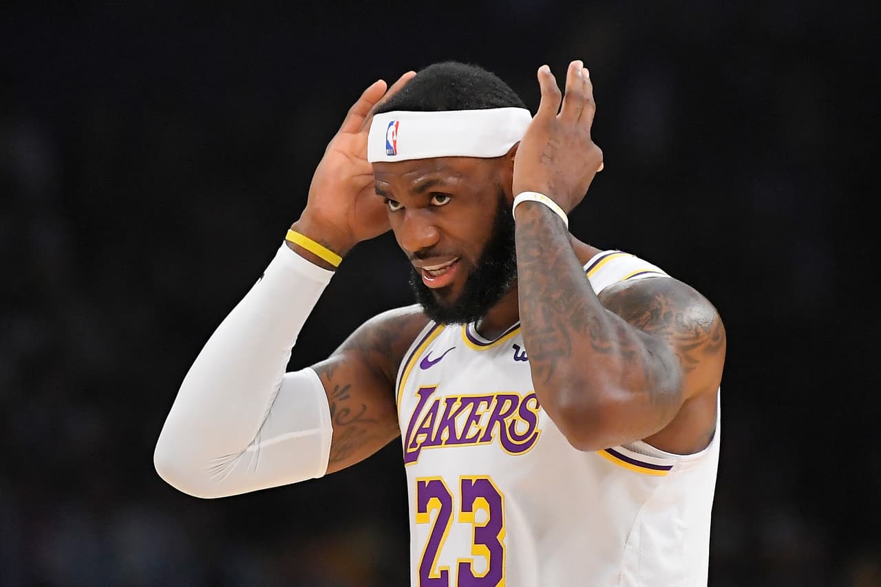 Lebron James. Considerado como el sucesor de Michael Jordan, fue medallista de oro en los JJOO de 2008 y 2012 y ha sido campeón de la NBA en tres ocasiones.