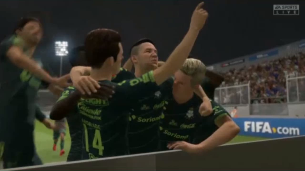 Marco Canales, representante de los Bravos de Juárez cayó 1-3 ante Octavio Rivero comandando a los Santos en el futbol virtual.