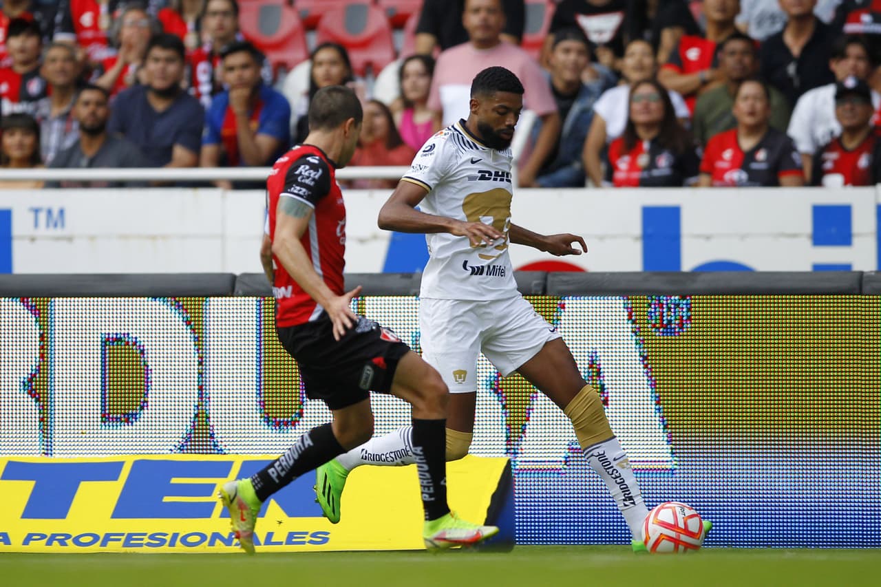 Atlas y Pumas se quedaron con las ganas y de la victoria al dividir puntos en un partido en el que humo emociones pero no goles.