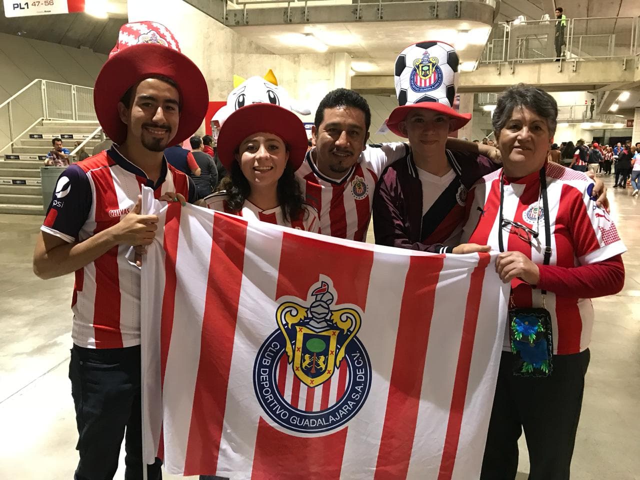 El color del partido entre Chivas y Veracruz para cerrar la actividad en el torneo Apertura 2019 por parte de ambos clubes.