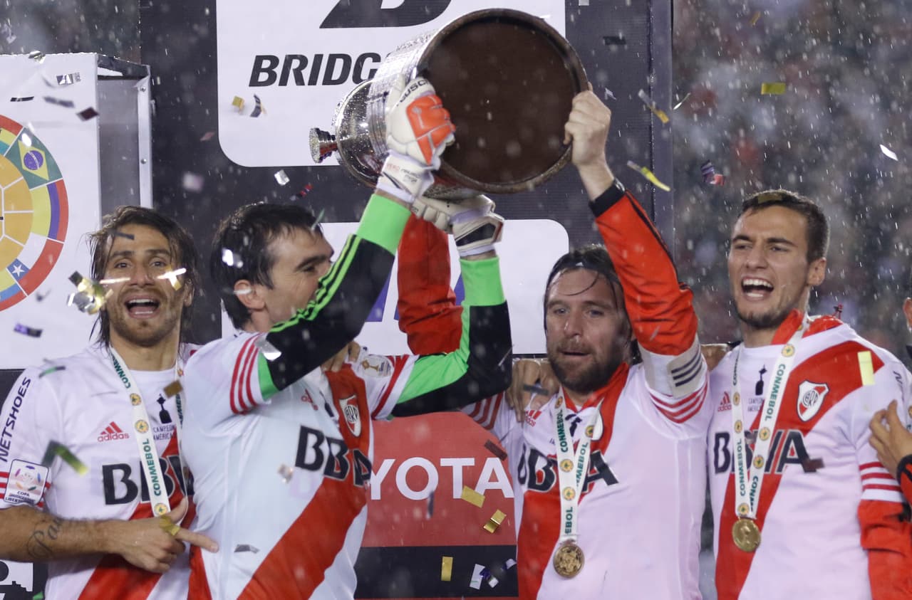 Ambos arqueros han sido exitosos a nivel de clubes o a nivel de selección nacional.