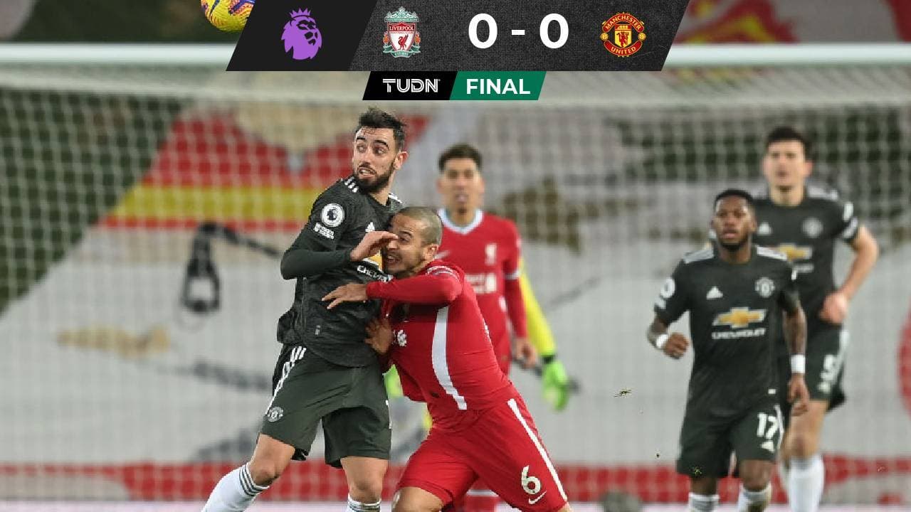 Liverpool no pudo con el United que sigue líder en la Premier