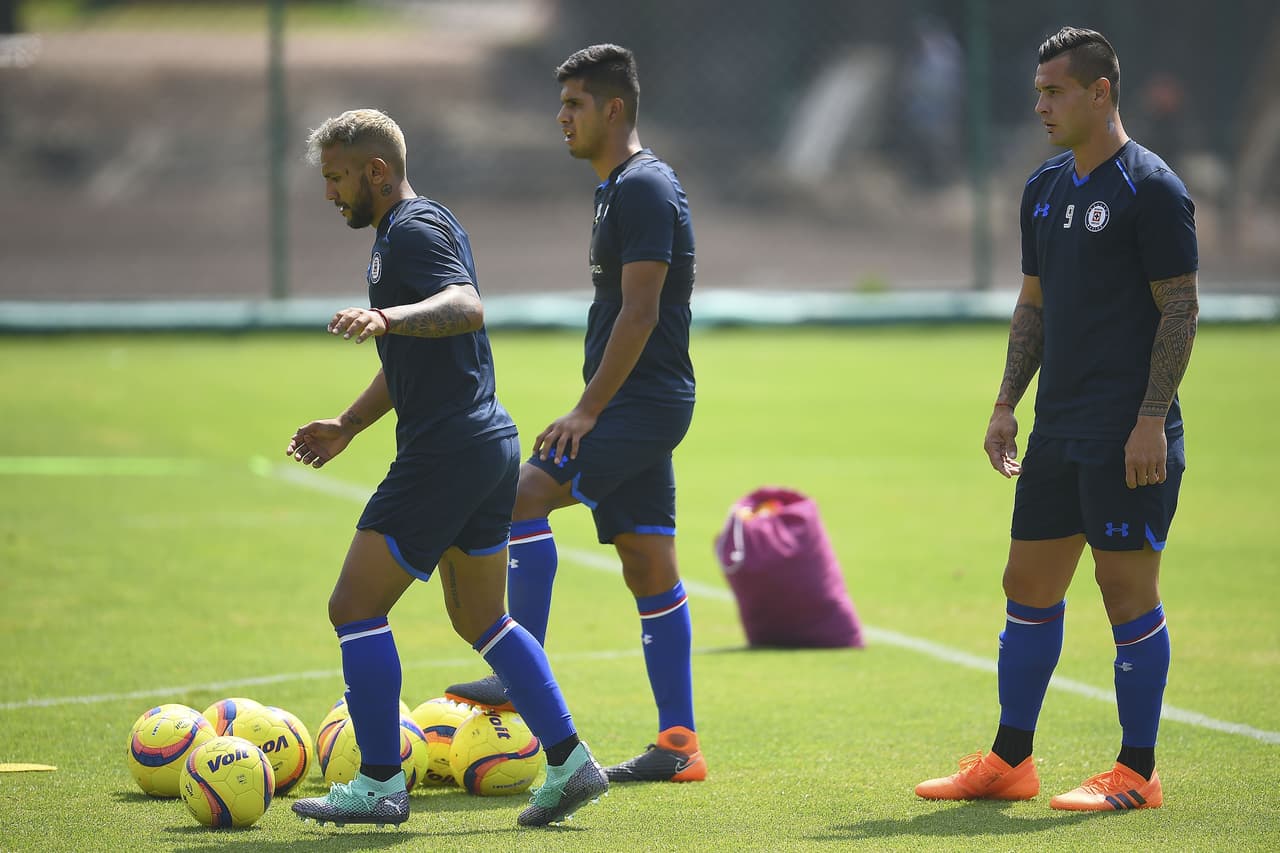 Cruz Azul y sus nuevos jugadores siguen en medio de su pretemporada con miras al Apertura 2018, torneo en el que esperan romper una sequía de 20 años.