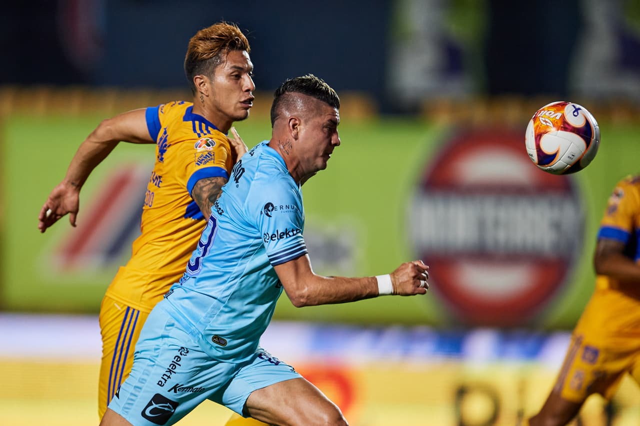 Tigres se queda con 10 hombres desde el minuto 10 y Mazatlán no desaprovecha la superioridad y vencen 1-2 a Tigres. Los felinos bajan a la doceava posición y Mazatlán sube a la octava, todo queda a la espera de otros resultados.