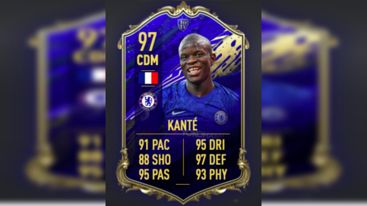N'Golo Kanté se metío al once ideal de la FIFA al demostrar un gran nivel por lo que su carta en este modo aparece con 97 de calificación.