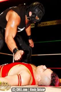 Máximo paso a la final de la Copa VIP en la Arena México (Foto: Cortesía CMLL)