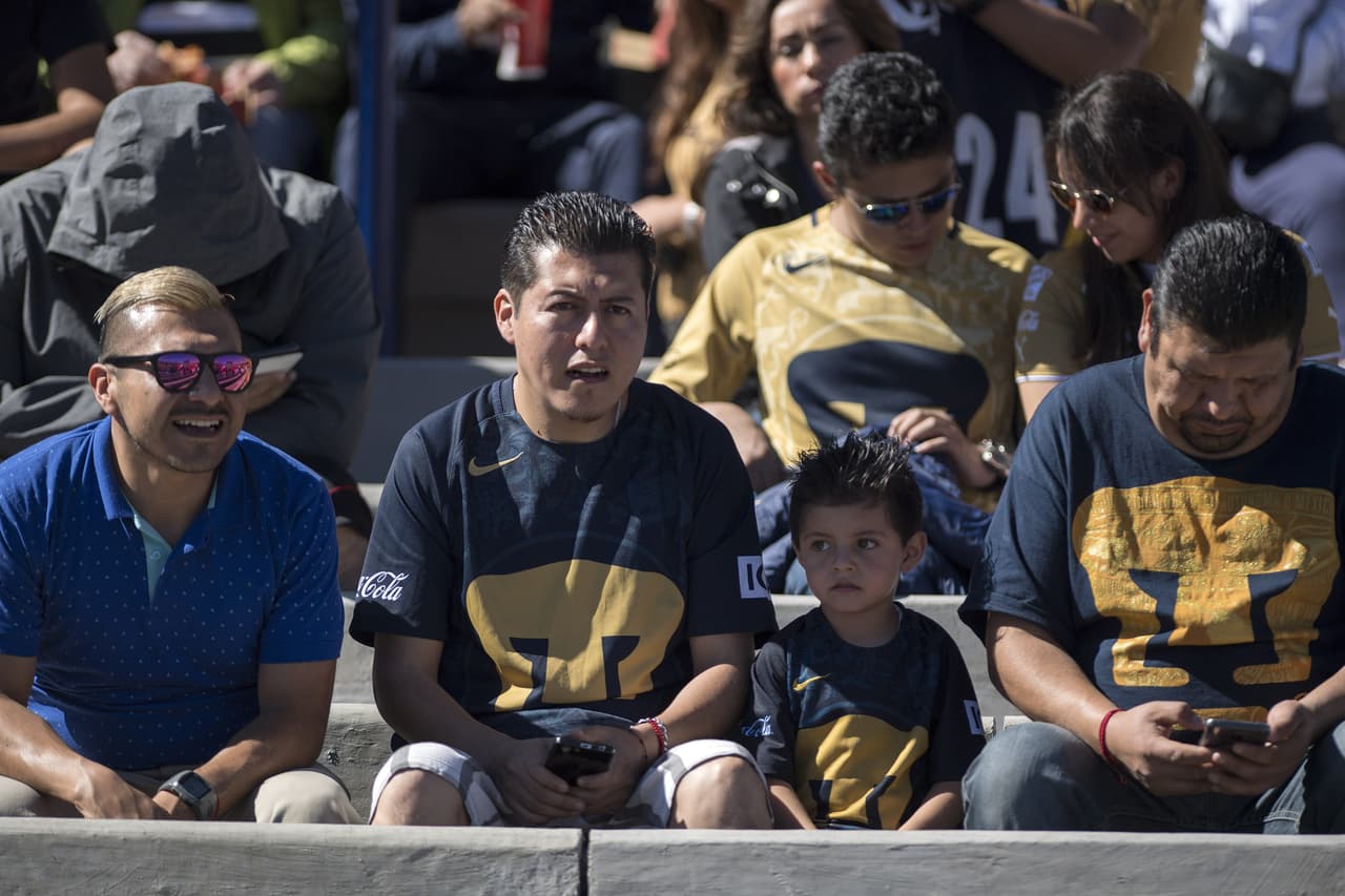 Foto del partido Pumas vs Tigres correspondiente a los 4tos de final vuelta del torneo Apertura 2018 de la Liga BBVA Bancomer celebrado en el estadio de Ciudad Universitaria. EN LA FOTO: Photo of the match Pumas vs Tigres corresponding to the 4th of the final round of the Apertura 2018 tournament of Liga BBVA Bancomer held at the Ciudad Universitaria stadium. IN THE PHOTO:
