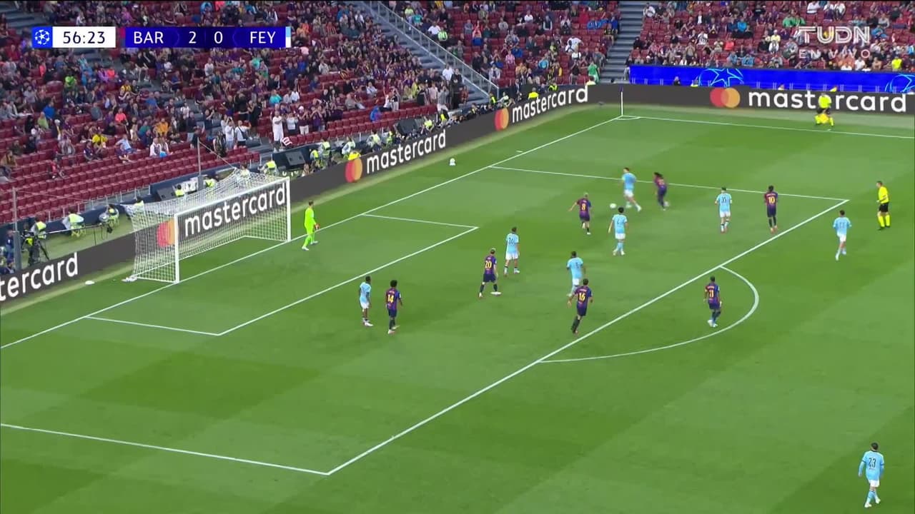 ¡GOL!  anota para FC Barcelona. Raphinha