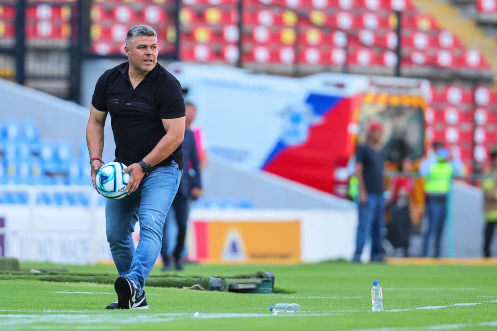 Con goles de los colombianos José Zúñiga y Nico Benedetti, Gallos y Mazatlán empataron 1-1, un resultado que los deja parcialmente en los lugares 17 y 18, respectivamente, en el Clausura 2023 de la Liga MX.