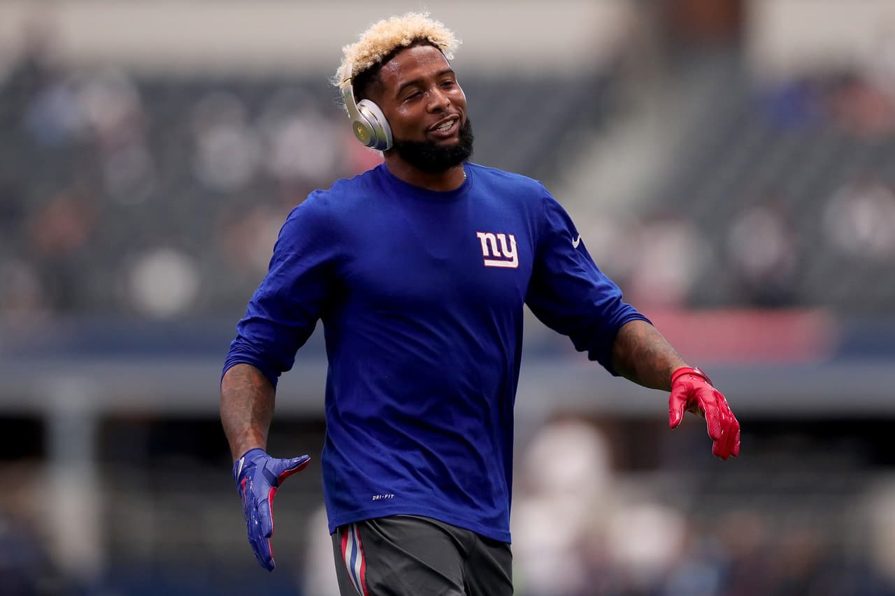 ARLINGTON, TX - SEPTEMBER 11: Odell Beckham #13 of the New York Giants works through pregame warmup before taking on the Dallas Cowboys at AT&T Stadium on September 11, 2016 in Arlington, Texas. (Photo by Tom Pennington/Getty Images)