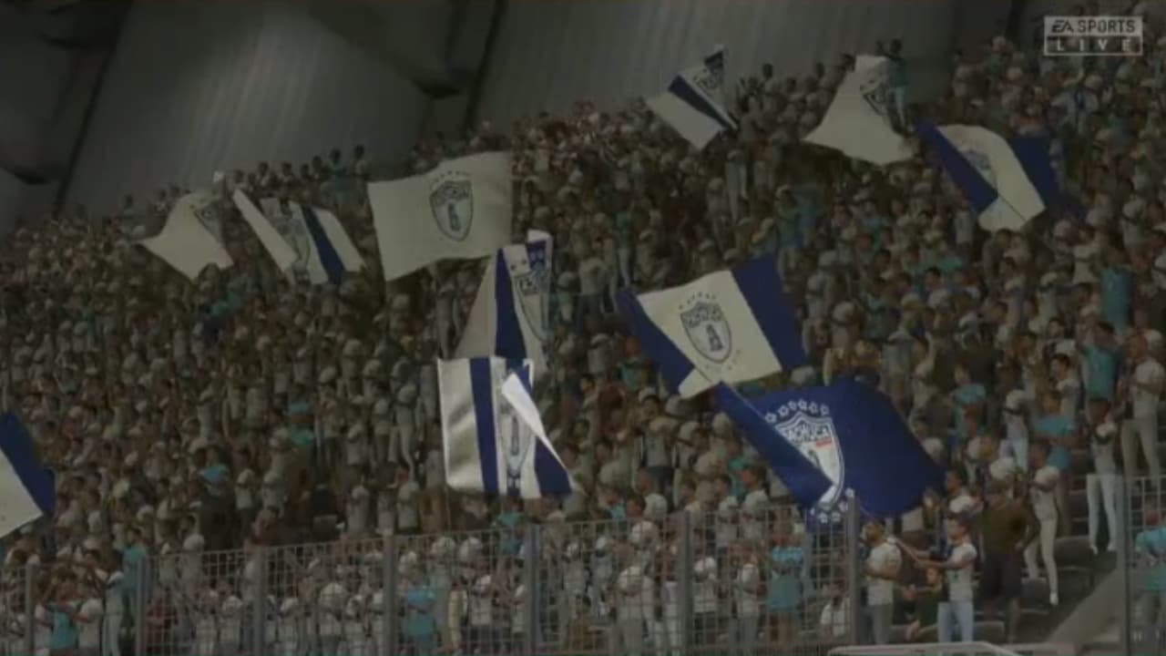 Romario Ibarra, representante de Pachuca, tundió a Santiago Ormeño y el sueño poblano comienza a desmoronarse.