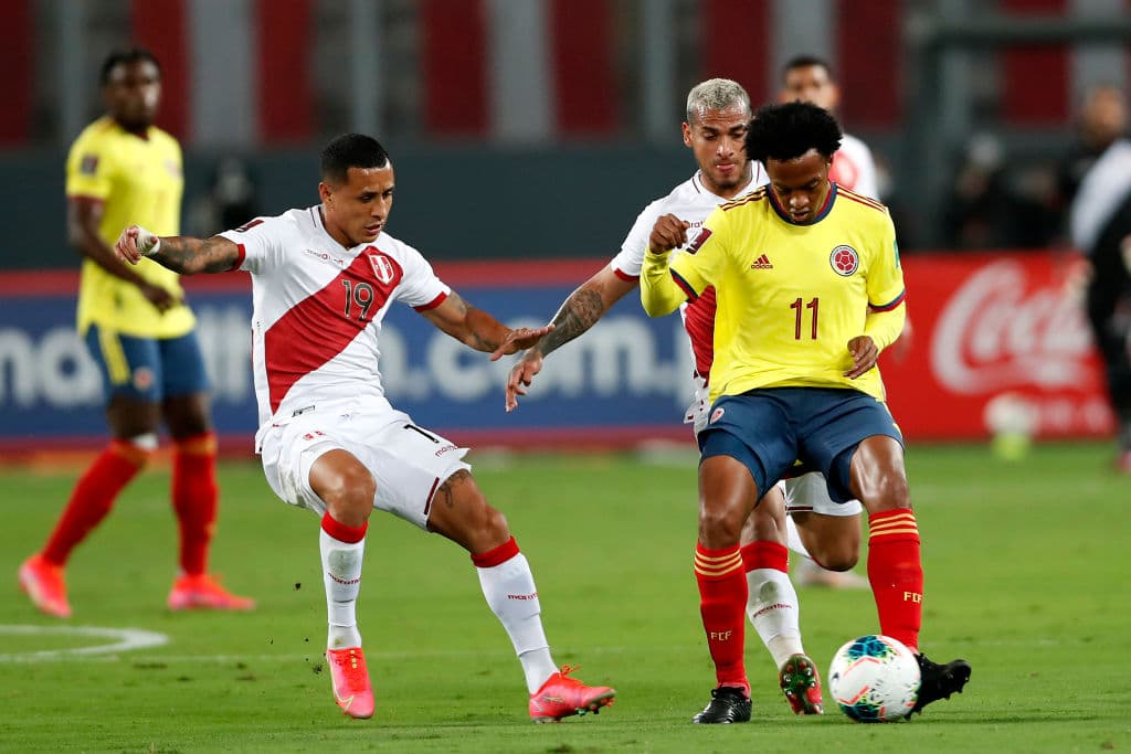 Yerry Mina, Mateus Uribe y Luis Díaz se encargan de golear a Perú 0-3 en la eliminatorias rumbo a Qatar 2020.