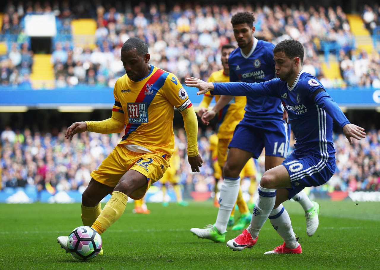Crystal Palace asalta Stamford Bridge y el Chelsea encoge su ventaja